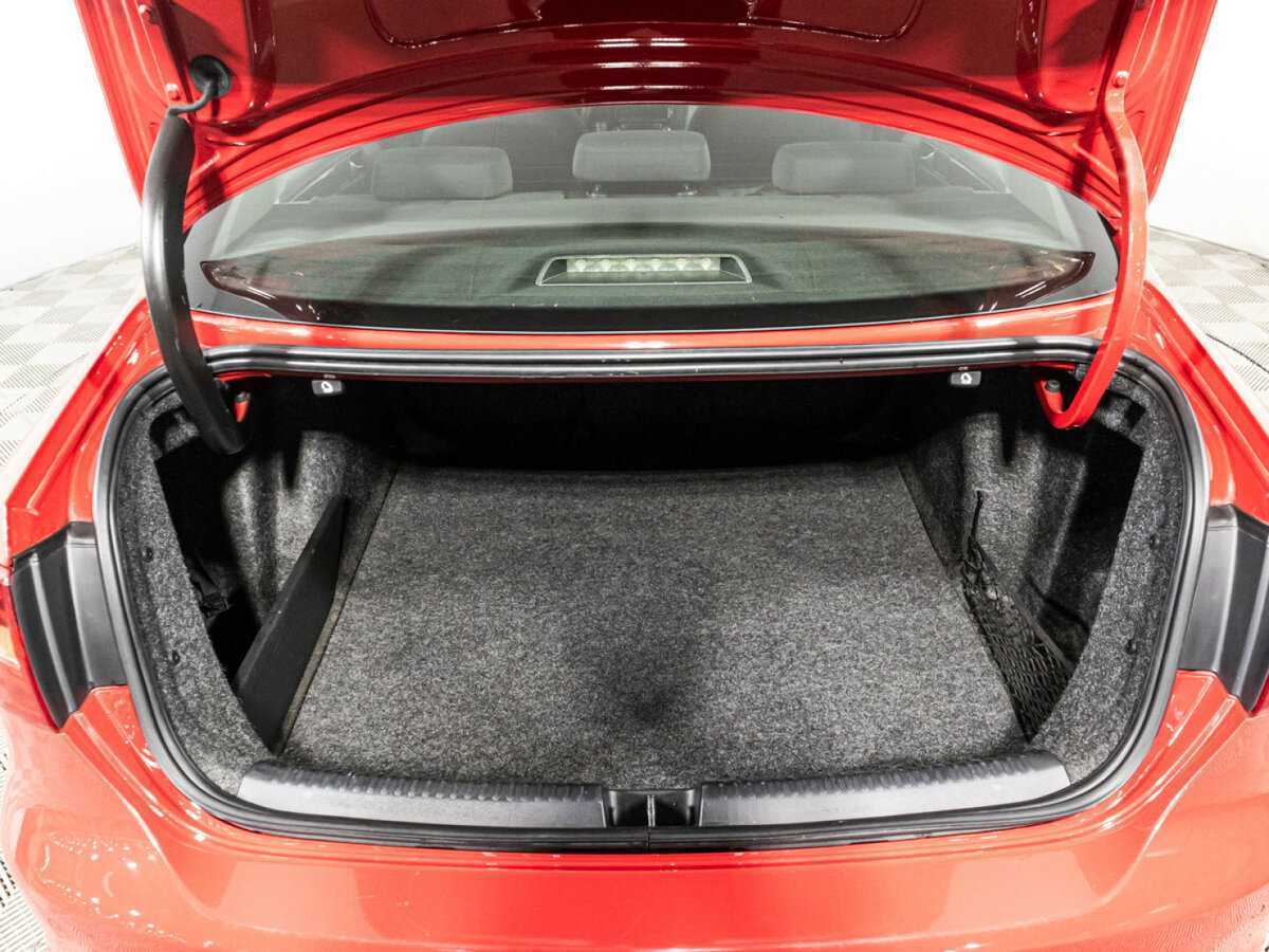 Volkswagen Jetta 2012 года с пробегом. Фото: #14