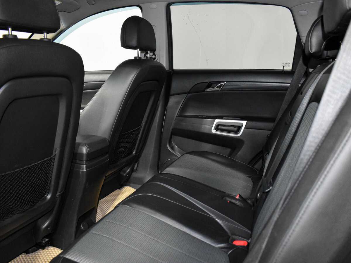 Opel Antara 2012 года с пробегом. Фото: #10