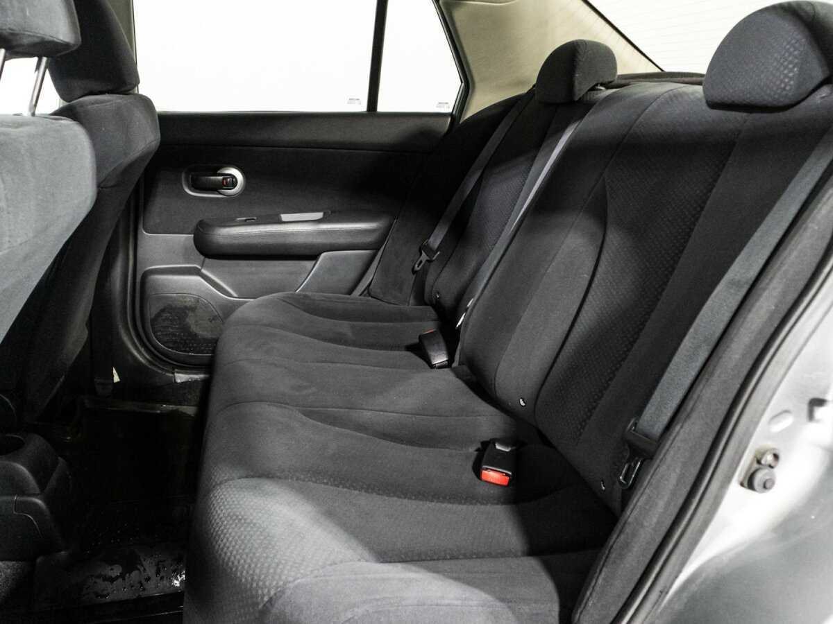 Nissan Tiida 2013 года с пробегом. Фото: #9