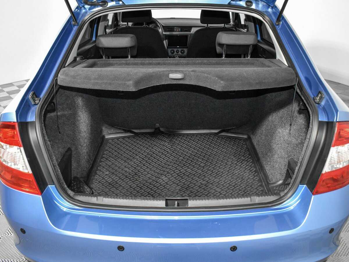 Skoda Rapid 2014 года с пробегом. Фото: #17