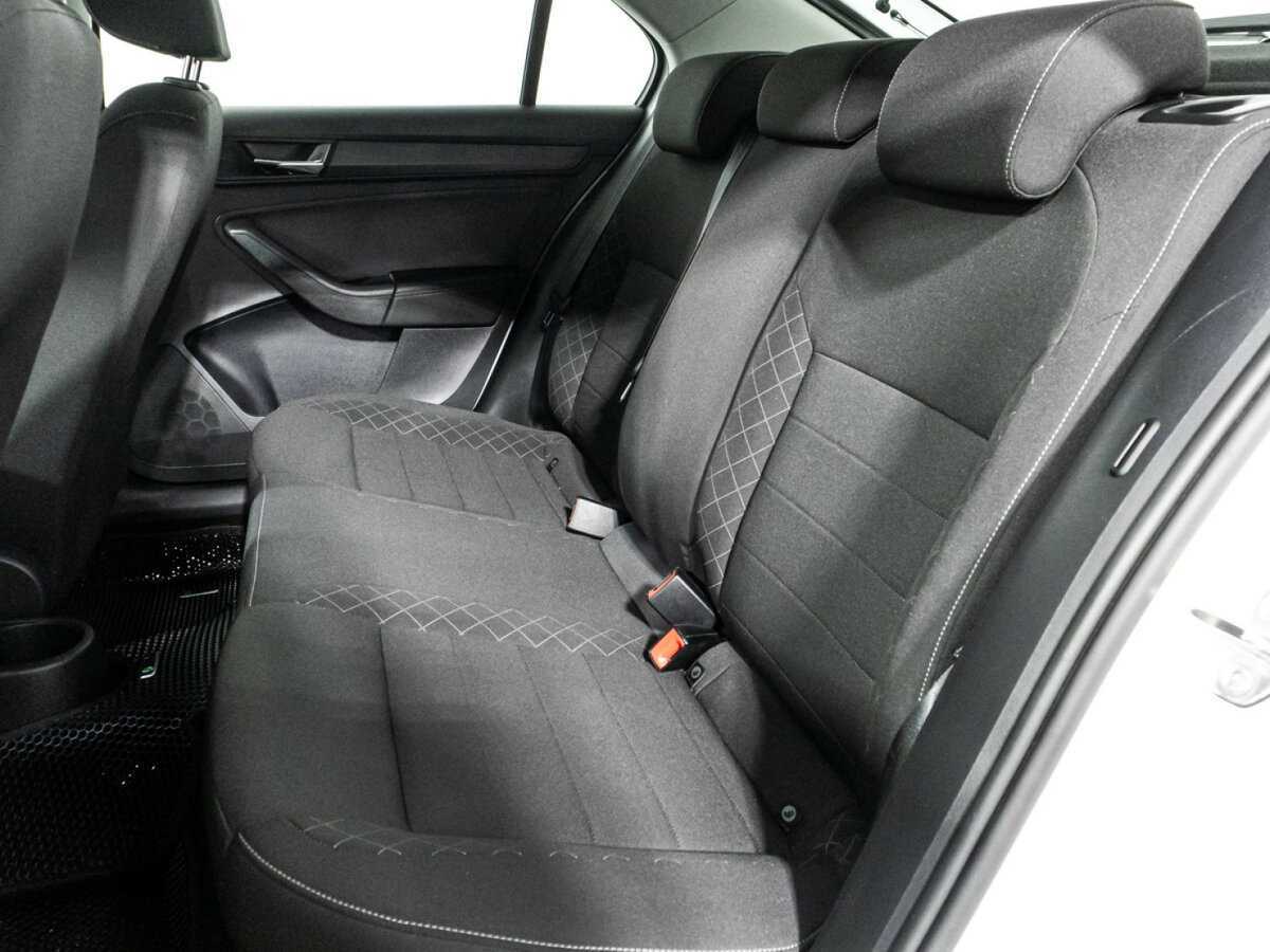 Skoda Rapid 2021 года с пробегом. Фото: #9