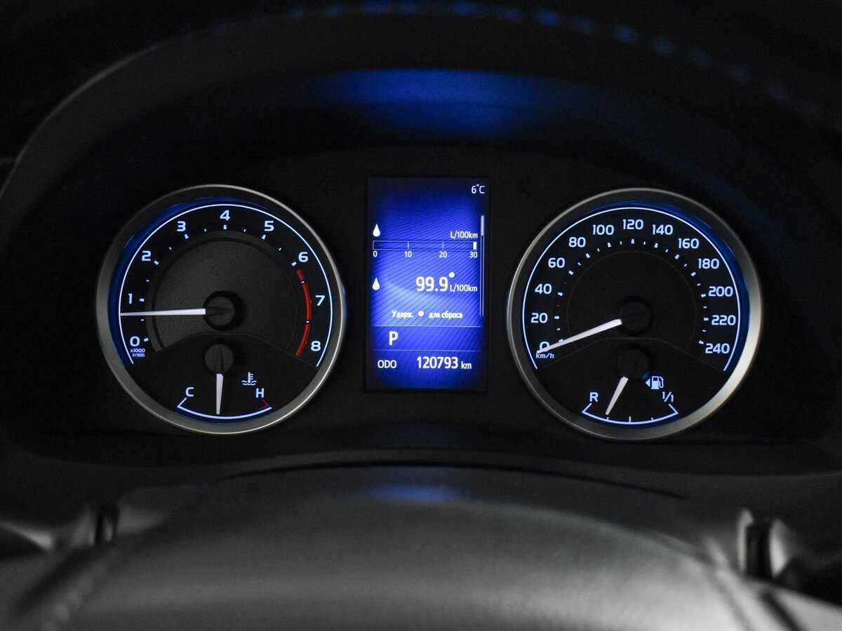 Toyota Corolla 2016 года с пробегом. Фото: #19