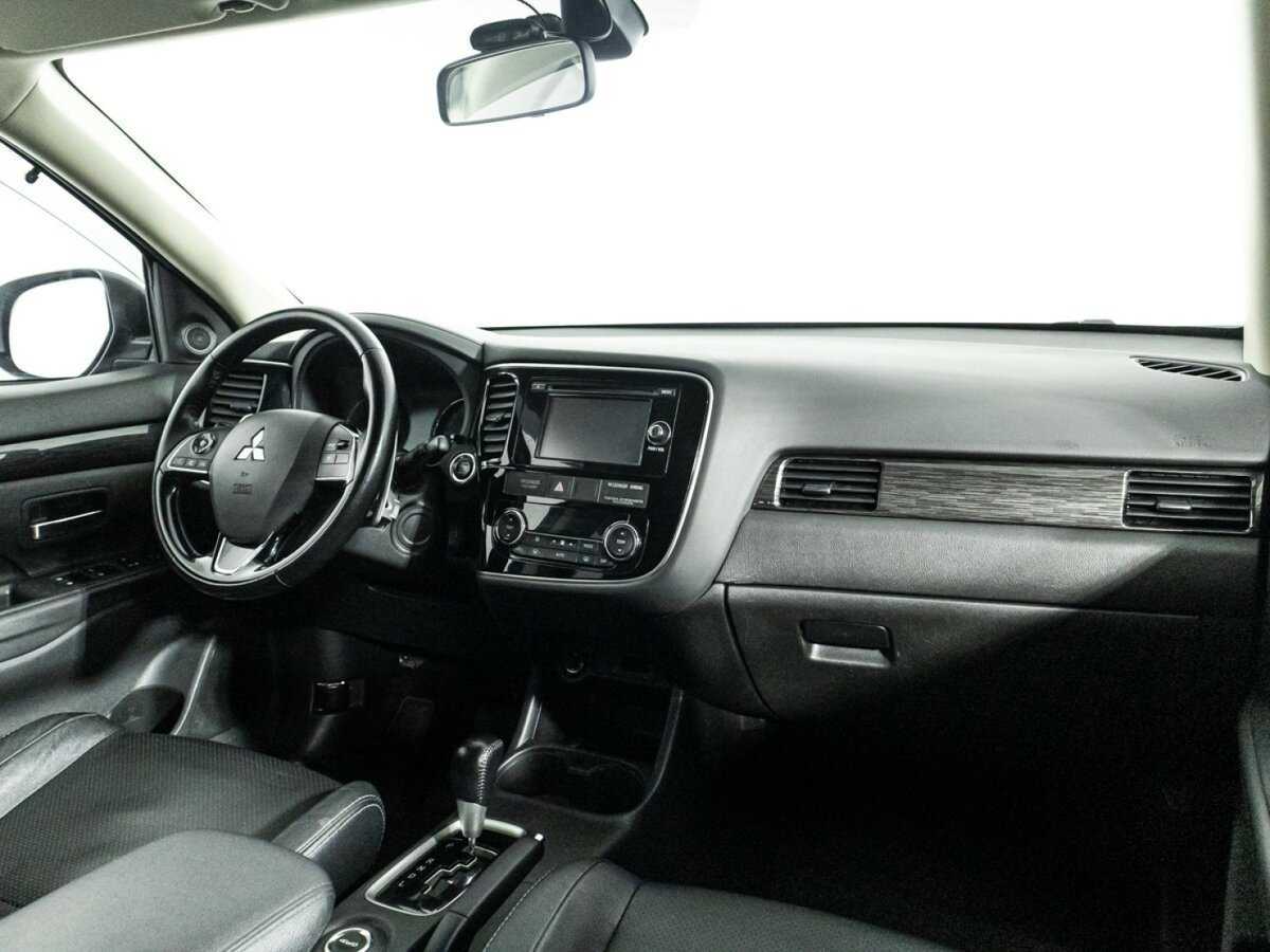 Mitsubishi Outlander 2015 года с пробегом. Фото: #8