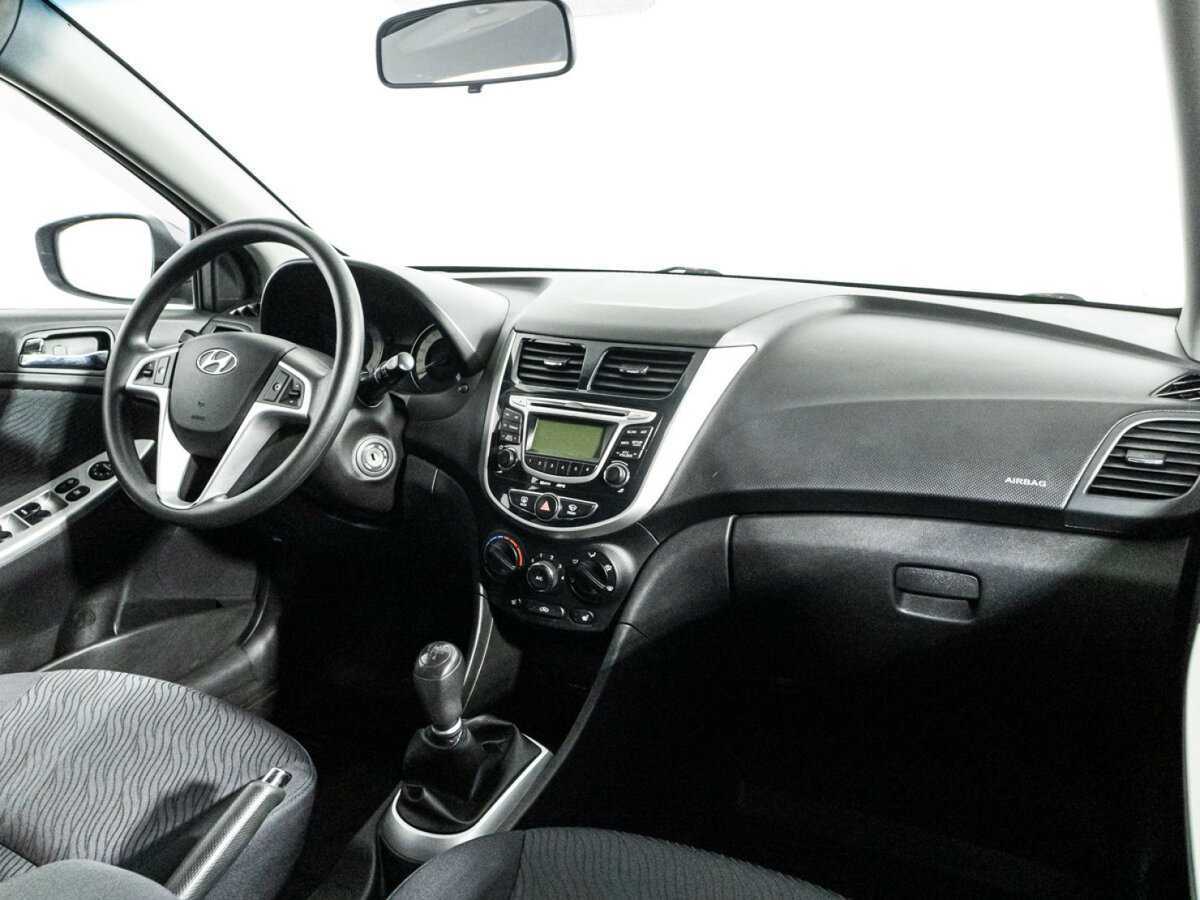 Hyundai Solaris 2013 года с пробегом. Фото: #8