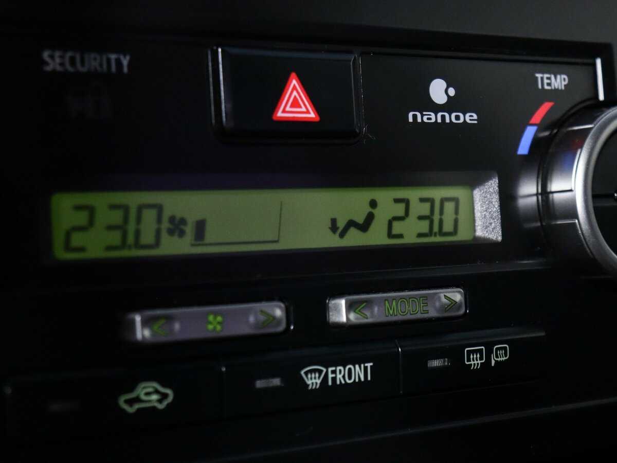 Toyota Camry 2012 года с пробегом. Фото: #23