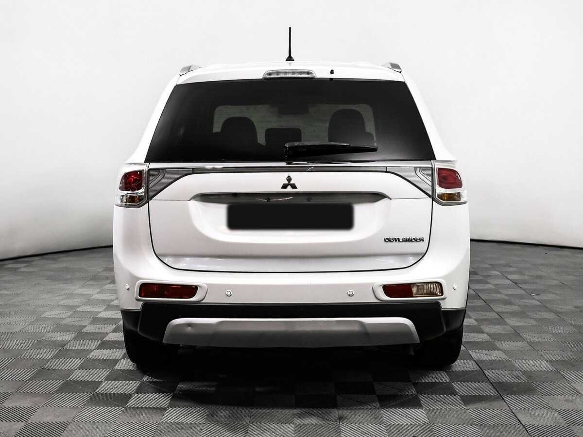 Mitsubishi Outlander 2015 года с пробегом. Фото: #5