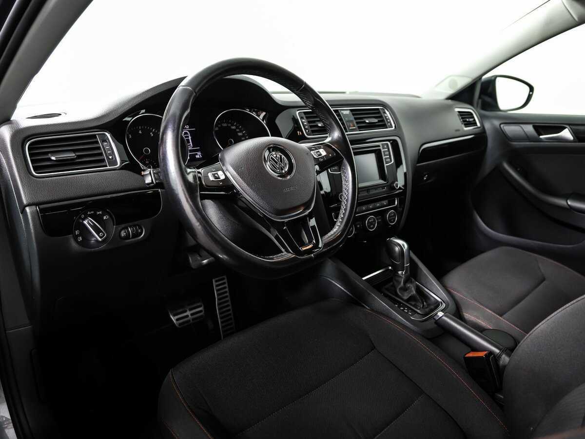 Volkswagen Jetta 2017 года с пробегом. Фото: #11