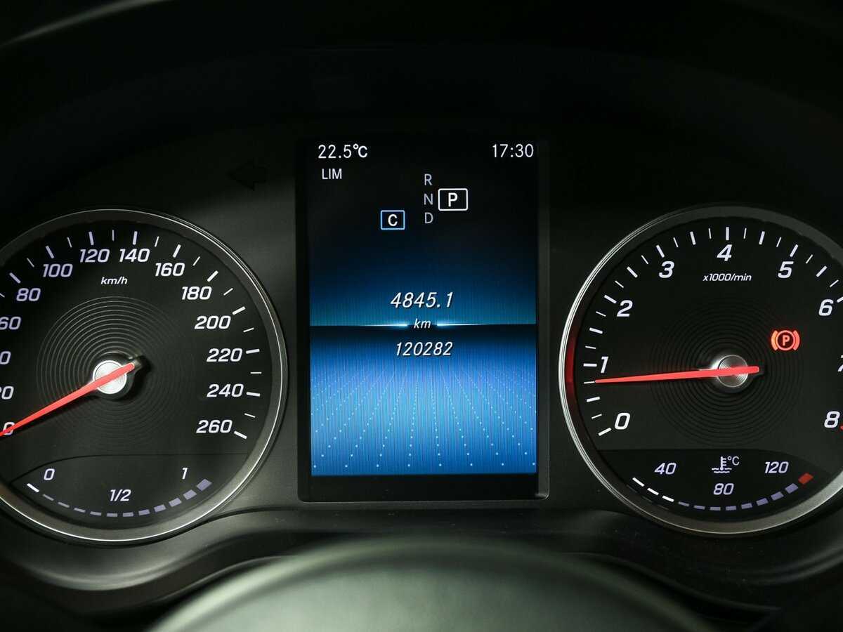 Mercedes-Benz C-Класс 2018 года с пробегом. Фото: #8