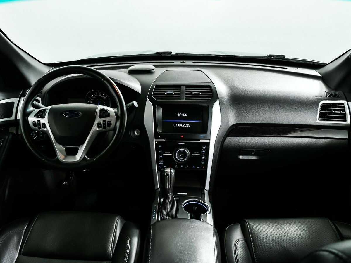 Ford Explorer 2015 года с пробегом. Фото: #10