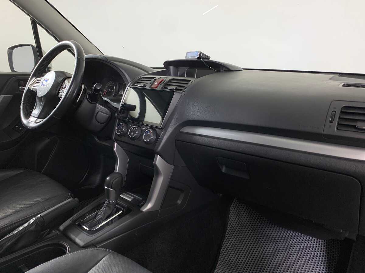 Subaru Forester 2014 года с пробегом. Фото: #13