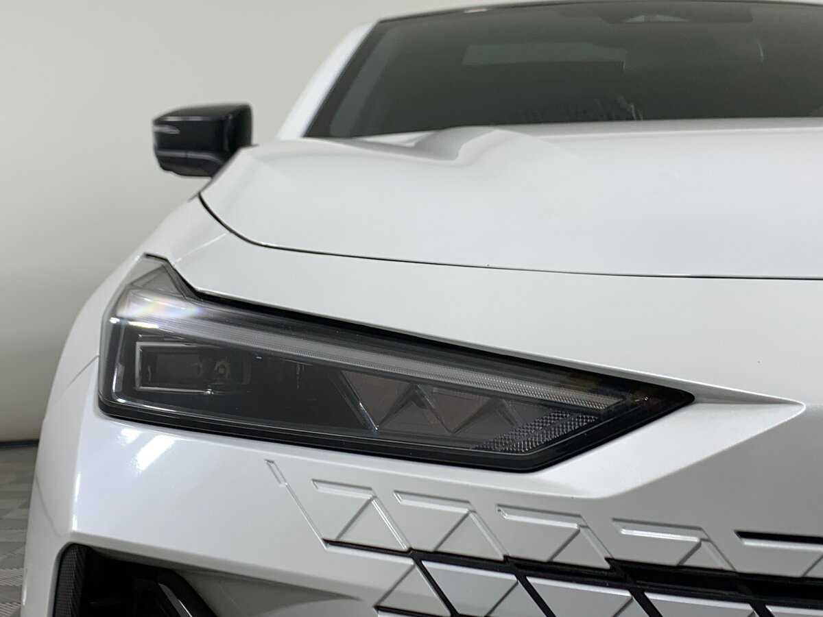 Changan UNI-V 2024 года с пробегом. Фото: #9