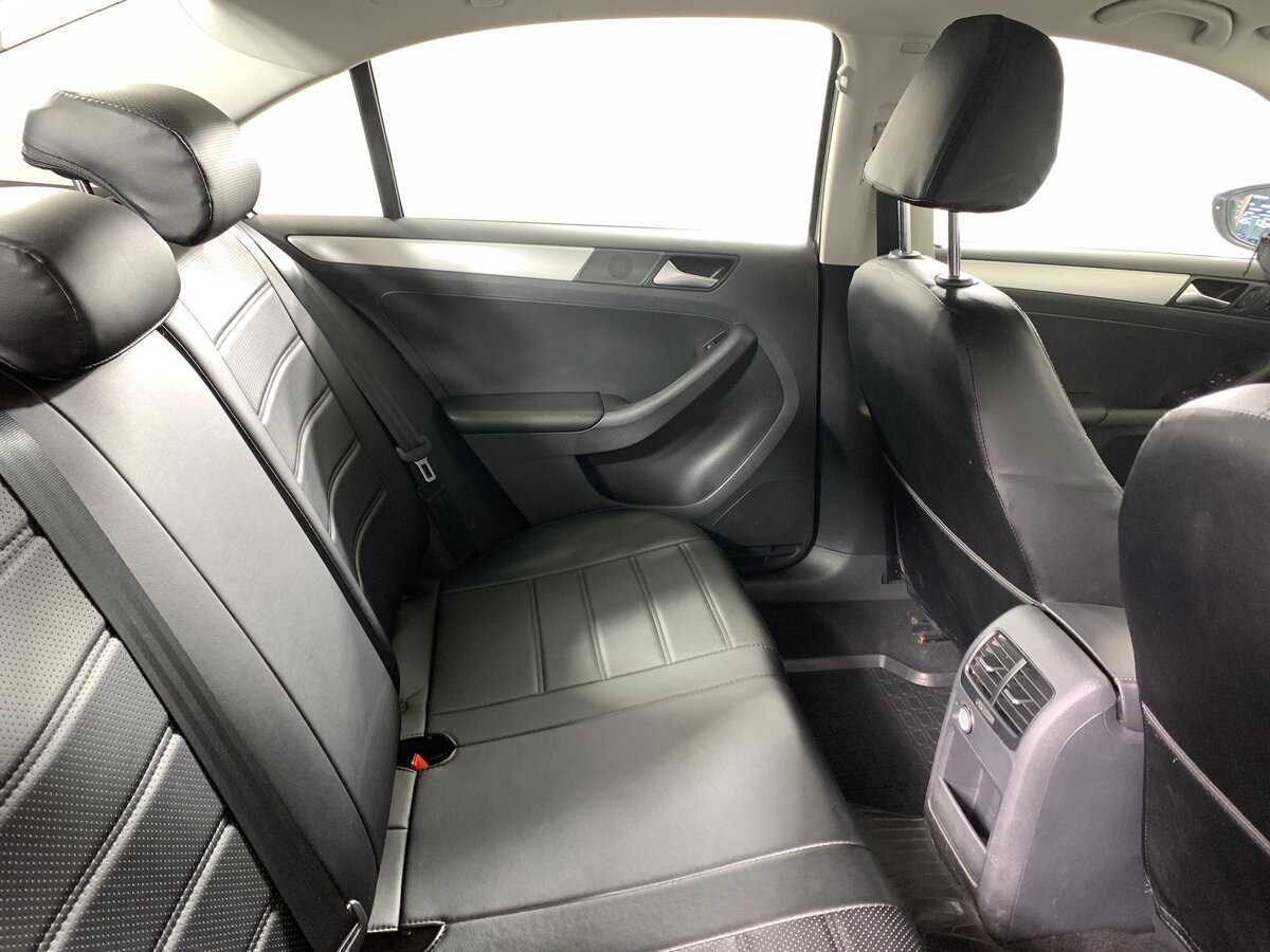 Volkswagen Jetta 2017 года с пробегом. Фото: #16