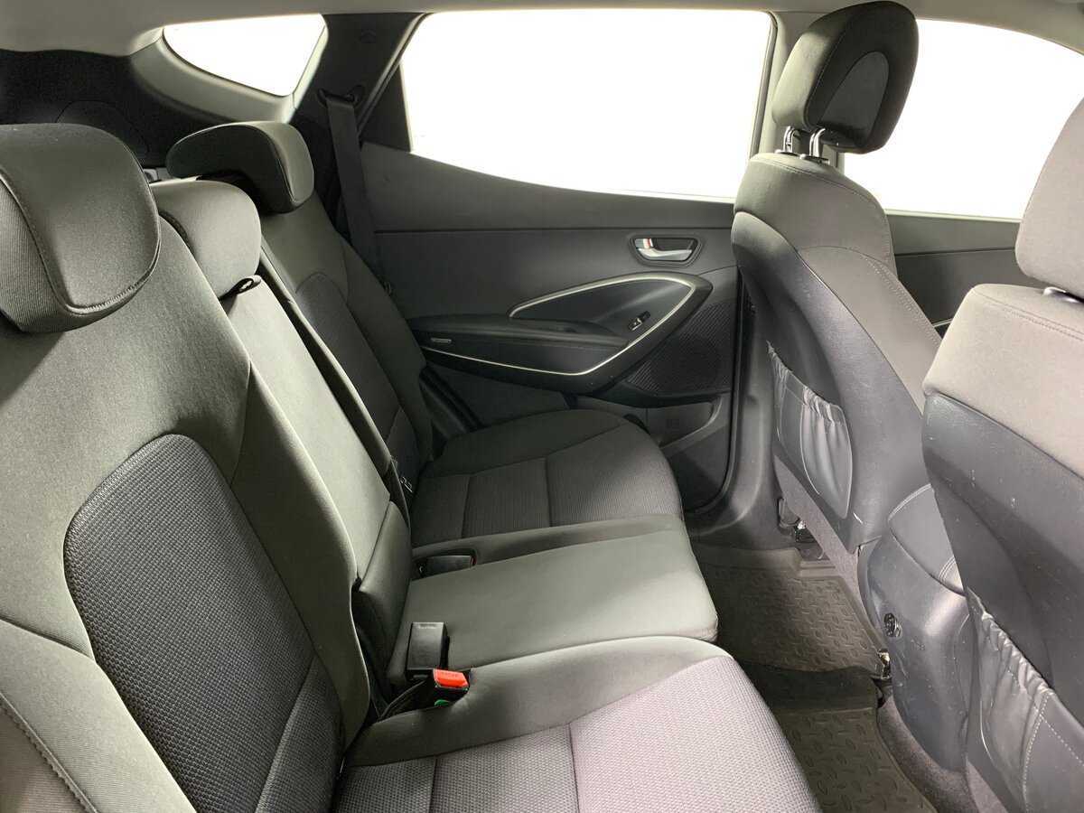 Hyundai Santa Fe 2017 года с пробегом. Фото: #14