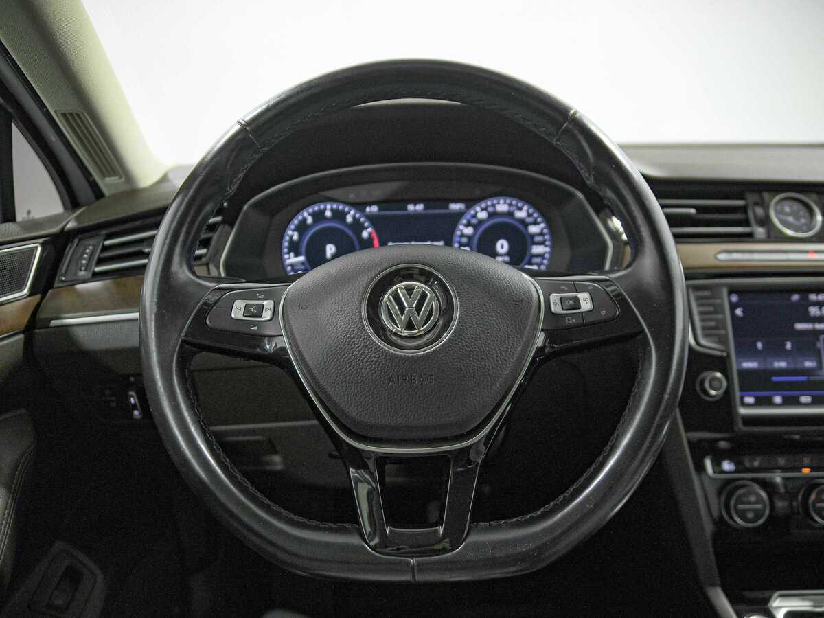 Volkswagen Passat 2016 года с пробегом. Фото: #6