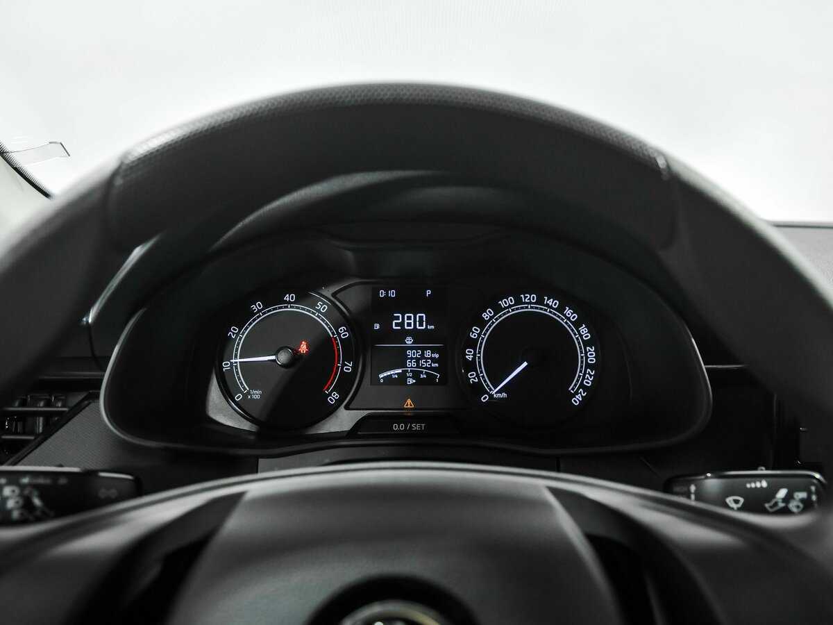 Skoda Rapid 2021 года с пробегом. Фото: #6