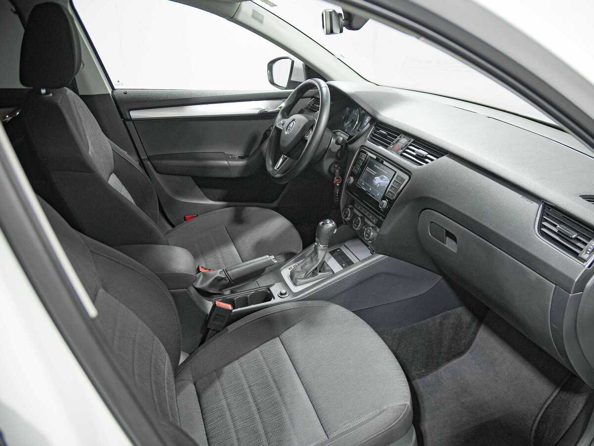 Skoda Octavia 2016 года с пробегом. Фото: #14