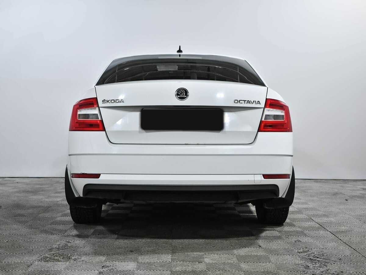 Skoda Octavia 2018 года с пробегом. Фото: #3