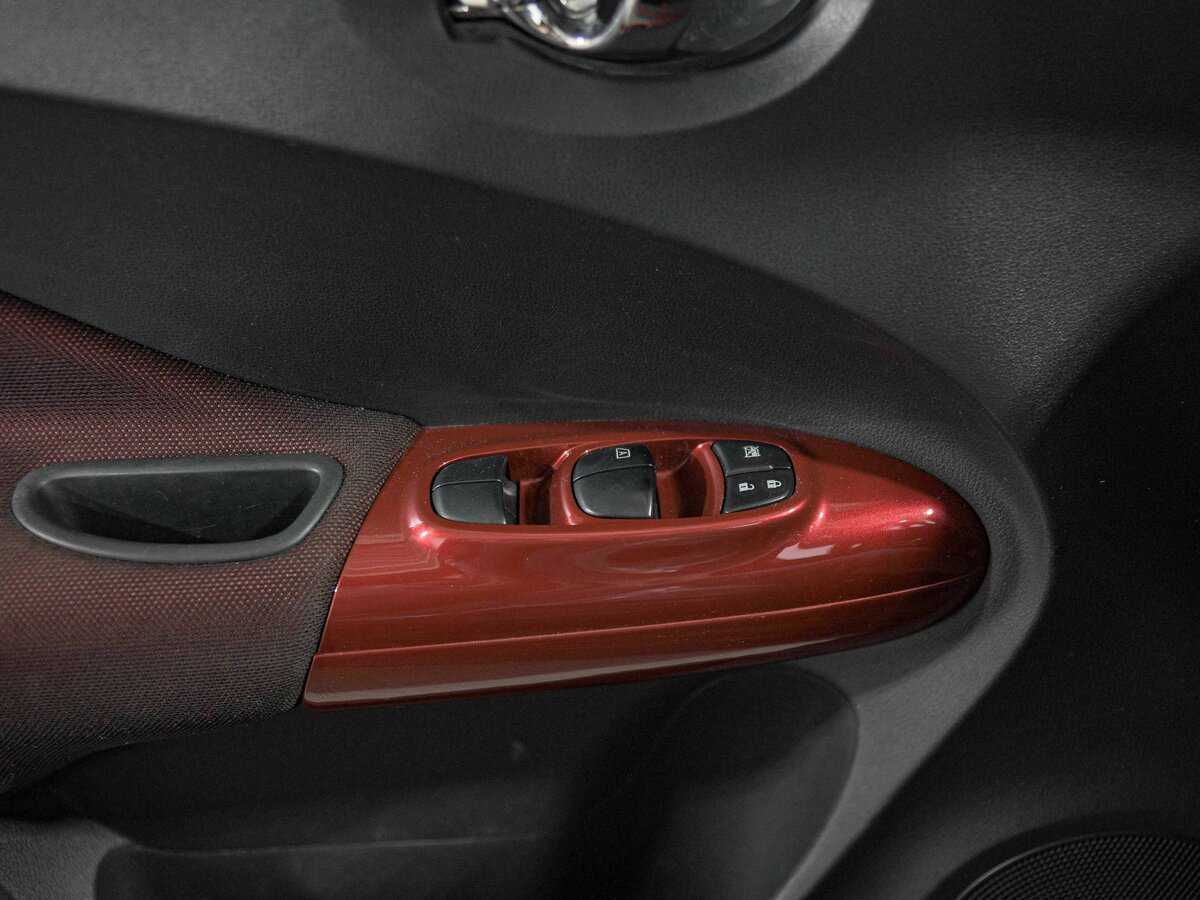 Nissan Juke 2012 года с пробегом. Фото: #11