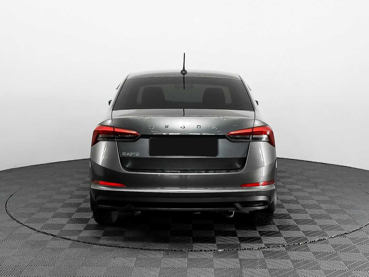 Skoda Rapid 2021 года с пробегом. Фото: #4