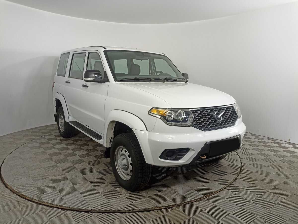 УАЗ Patriot 2018 года с пробегом. Фото: #2