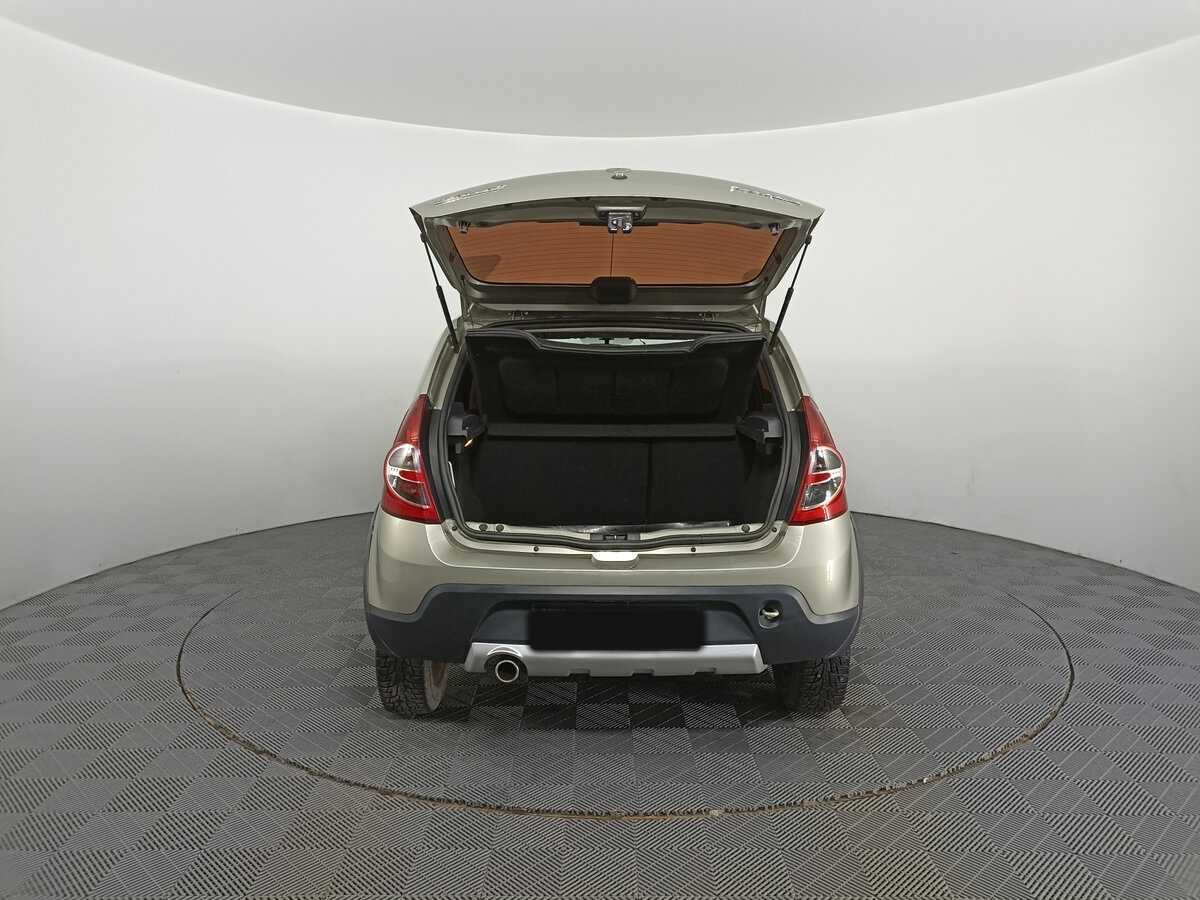 Renault Sandero 2014 года с пробегом. Фото: #9