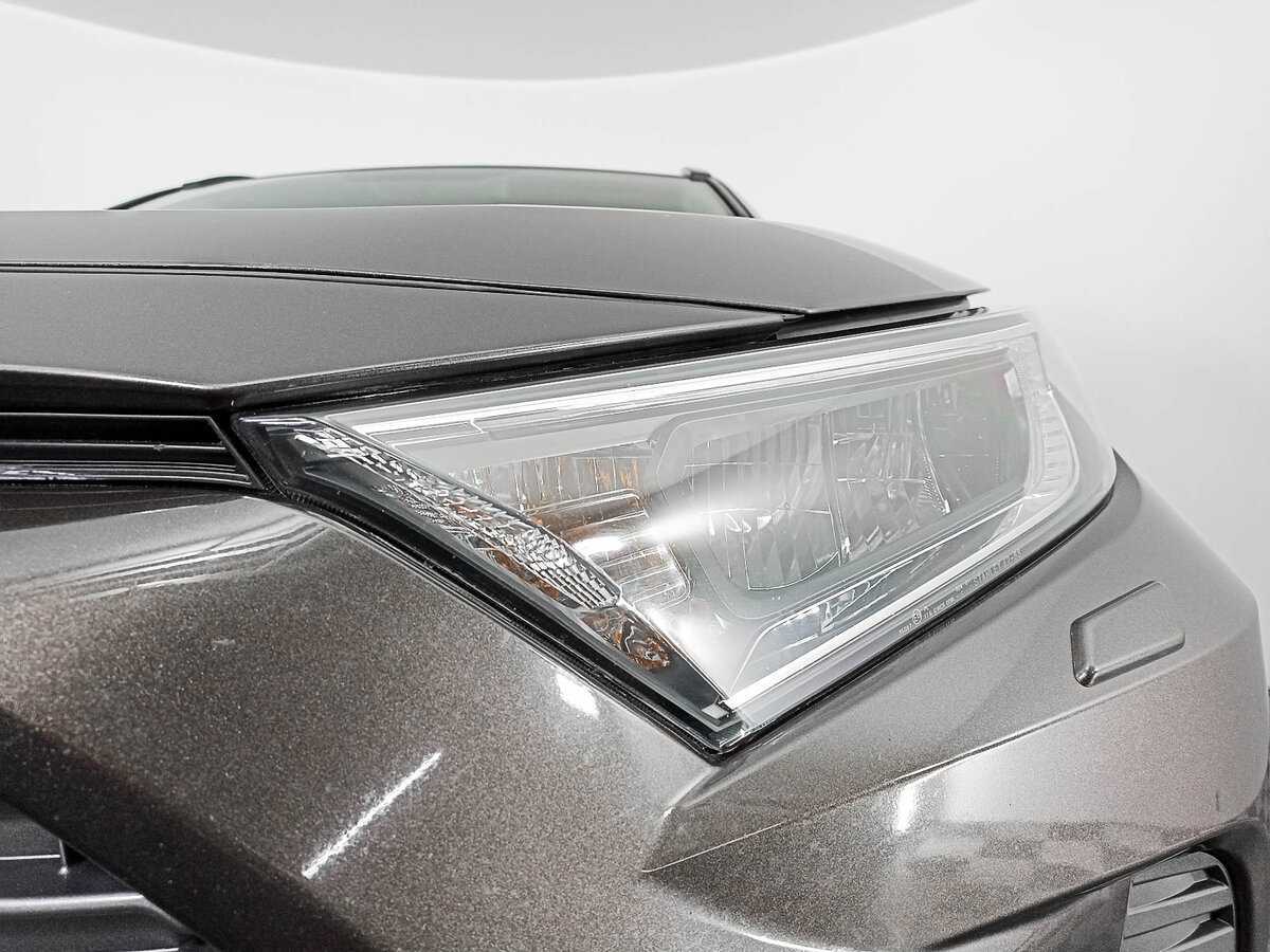 Toyota RAV4 2019 года с пробегом. Фото: #14