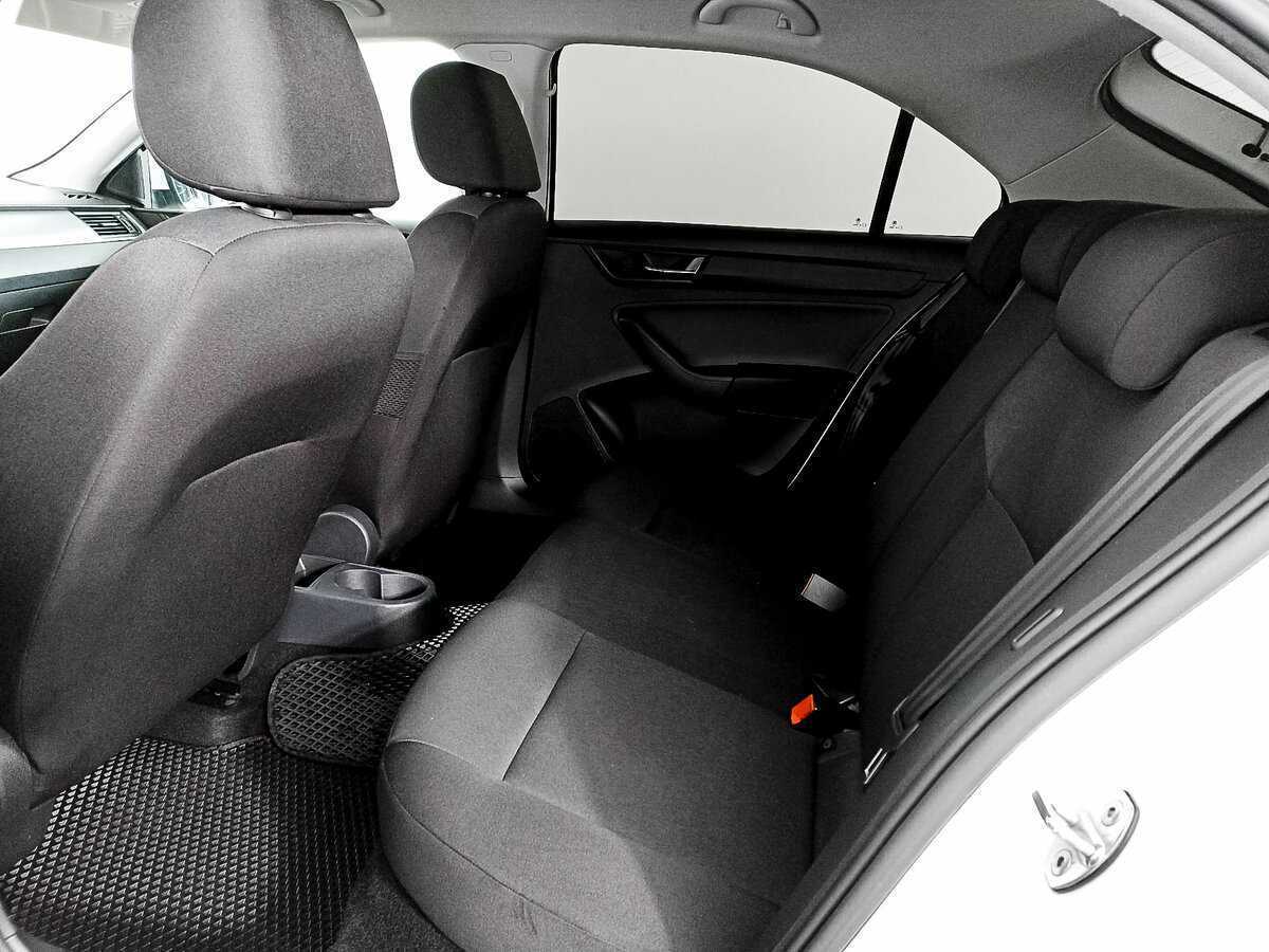 Skoda Rapid 2019 года с пробегом. Фото: #11