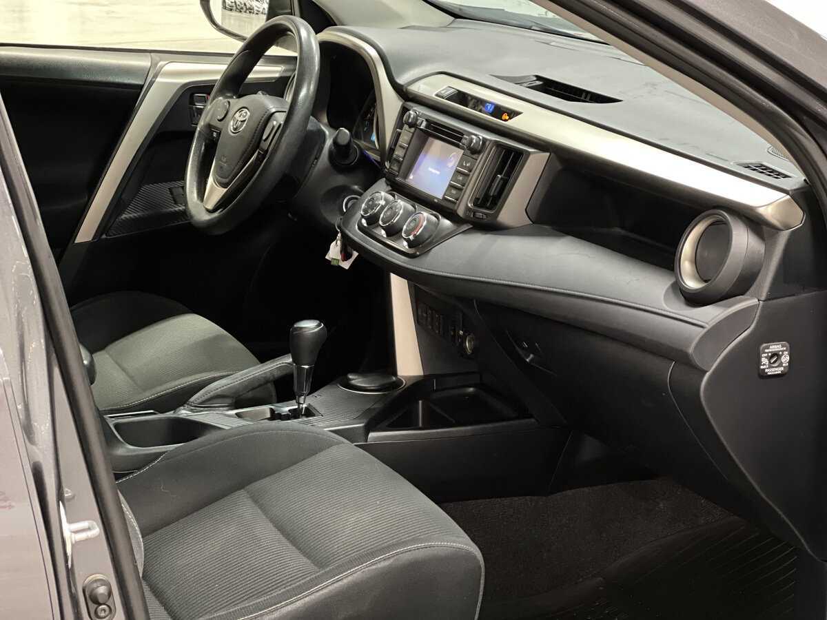 Toyota RAV4 2014 года с пробегом. Фото: #10