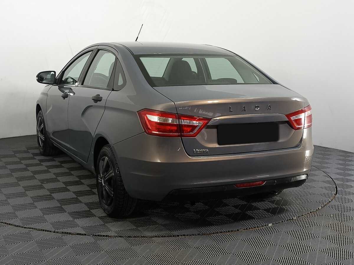 Lada (ВАЗ) Vesta 2017 года с пробегом. Фото: #5