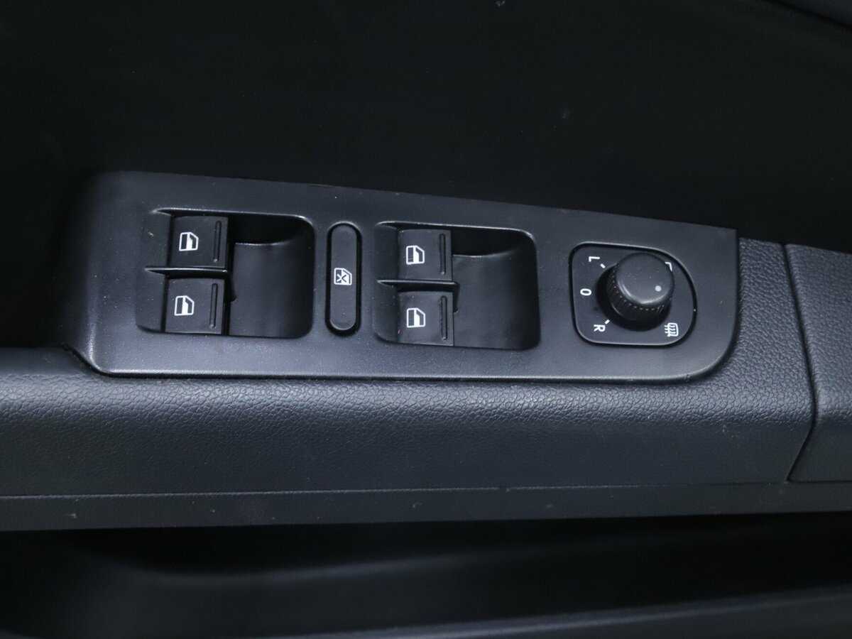 Skoda Superb 2013 года с пробегом. Фото: #7