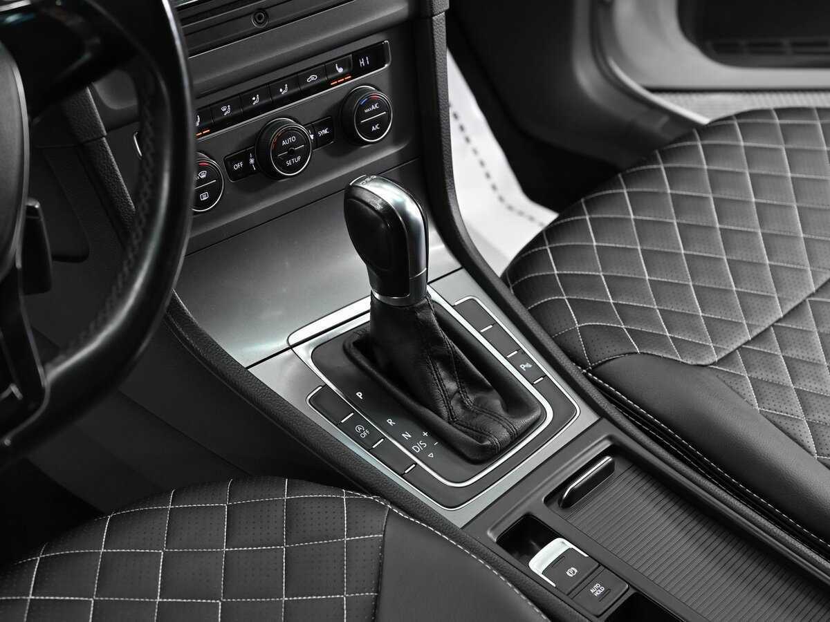 Volkswagen Golf 2013 года с пробегом. Фото: #10