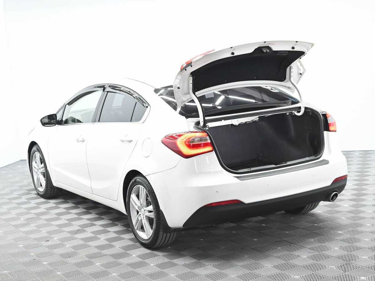 Kia Cerato 2013 года с пробегом. Фото: #4