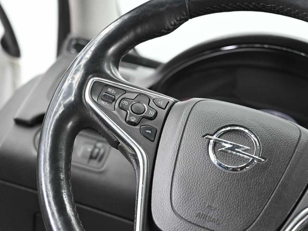 Opel Insignia 2014 года с пробегом. Фото: #8