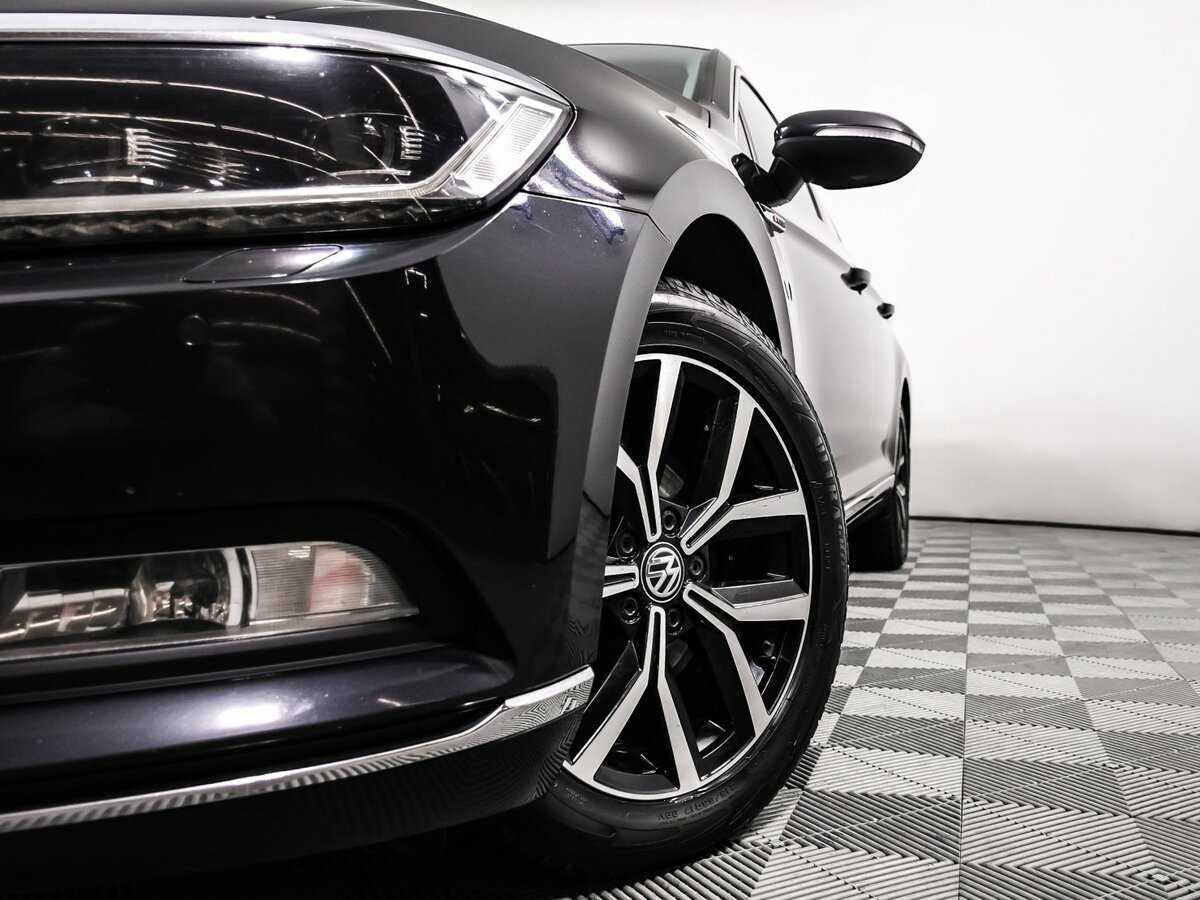 Volkswagen Passat 2018 года с пробегом. Фото: #14