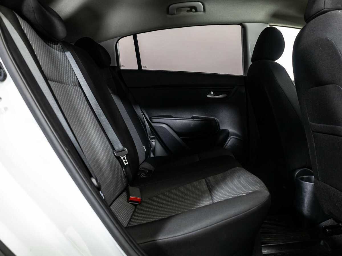 Kia Rio 2020 года с пробегом. Фото: #9