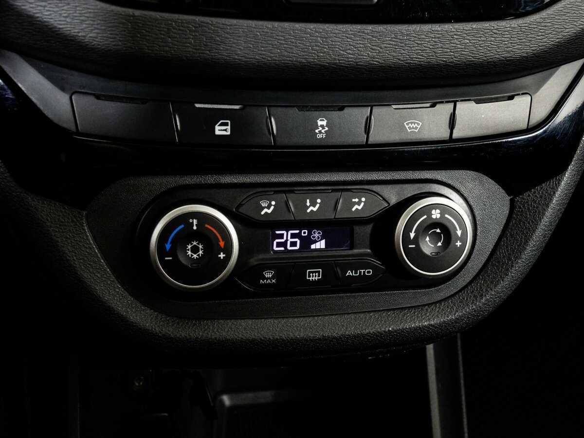 Lada (ВАЗ) Vesta 2019 года с пробегом. Фото: #13