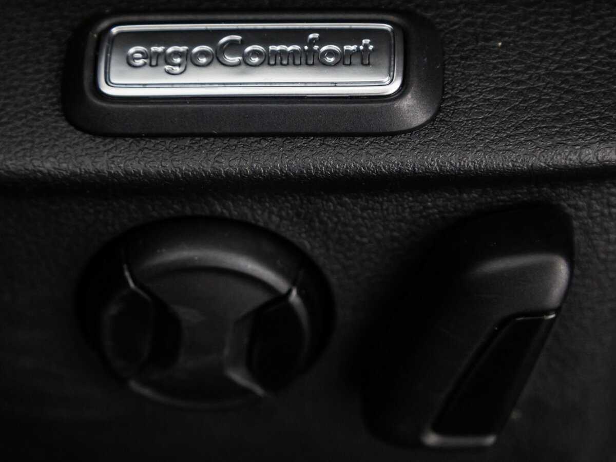 Volkswagen Passat 2018 года с пробегом. Фото: #20