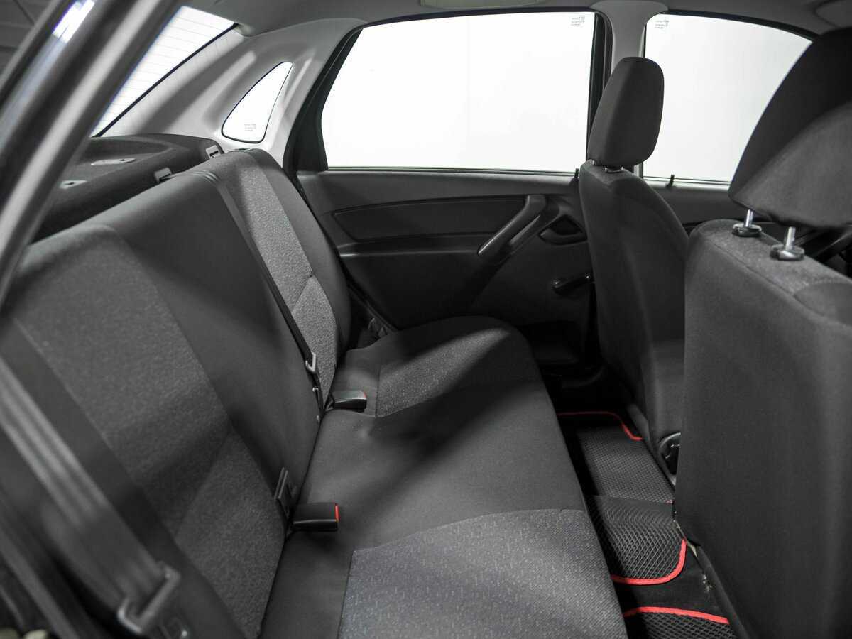 Lada (ВАЗ) Granta 2018 года с пробегом. Фото: #10