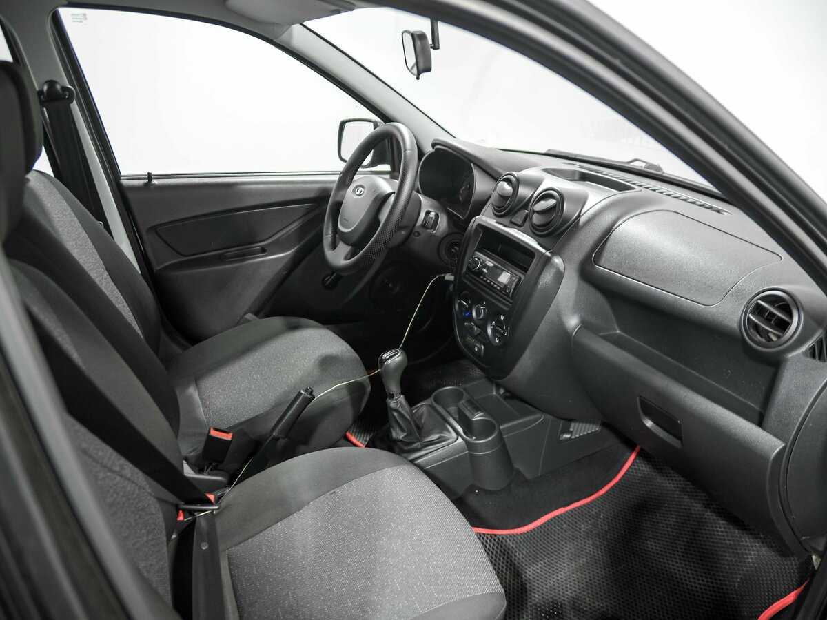 Lada (ВАЗ) Granta 2018 года с пробегом. Фото: #11