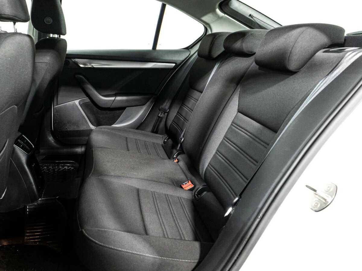 Skoda Octavia 2019 года с пробегом. Фото: #9