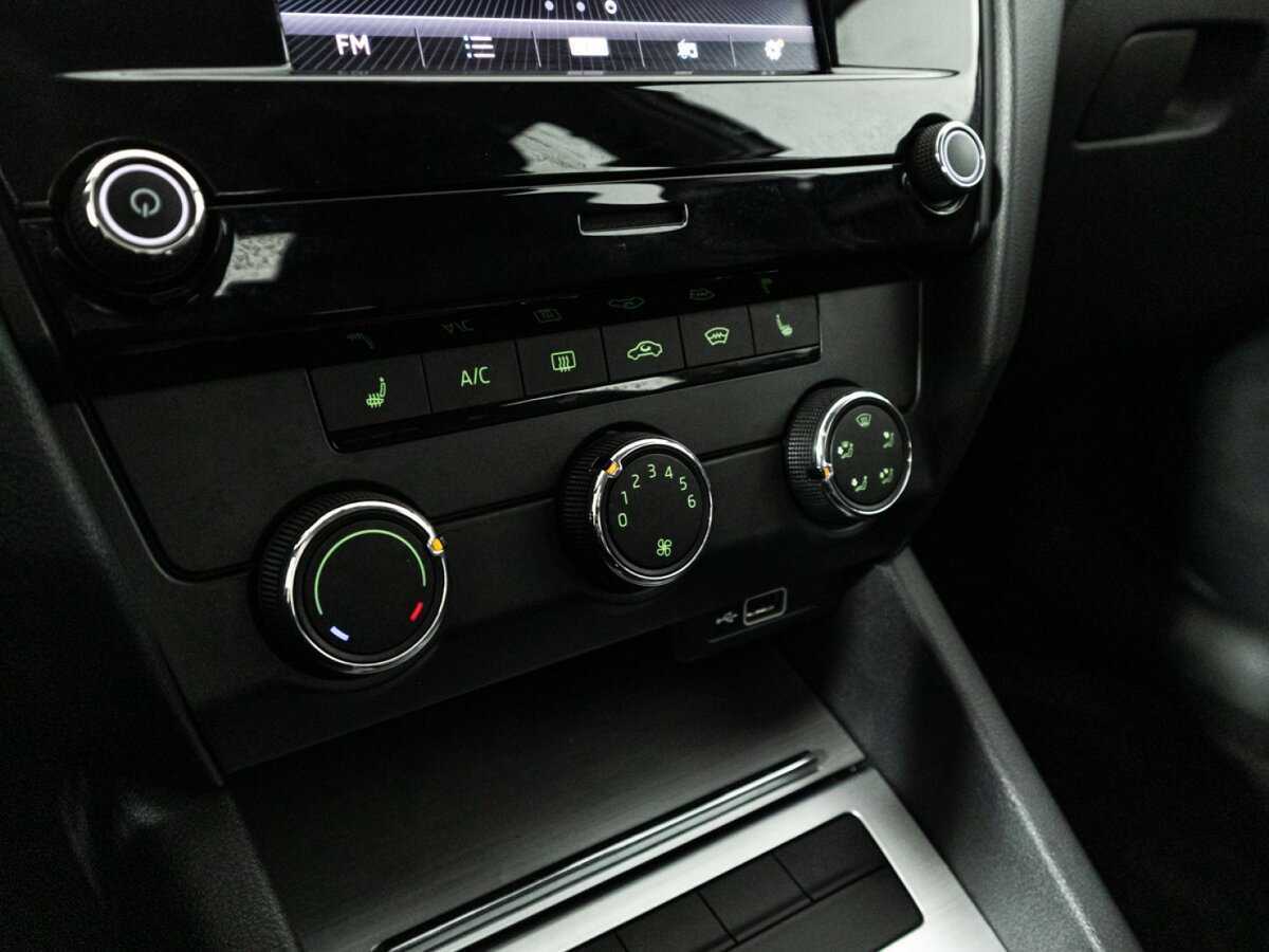 Skoda Octavia 2019 года с пробегом. Фото: #14