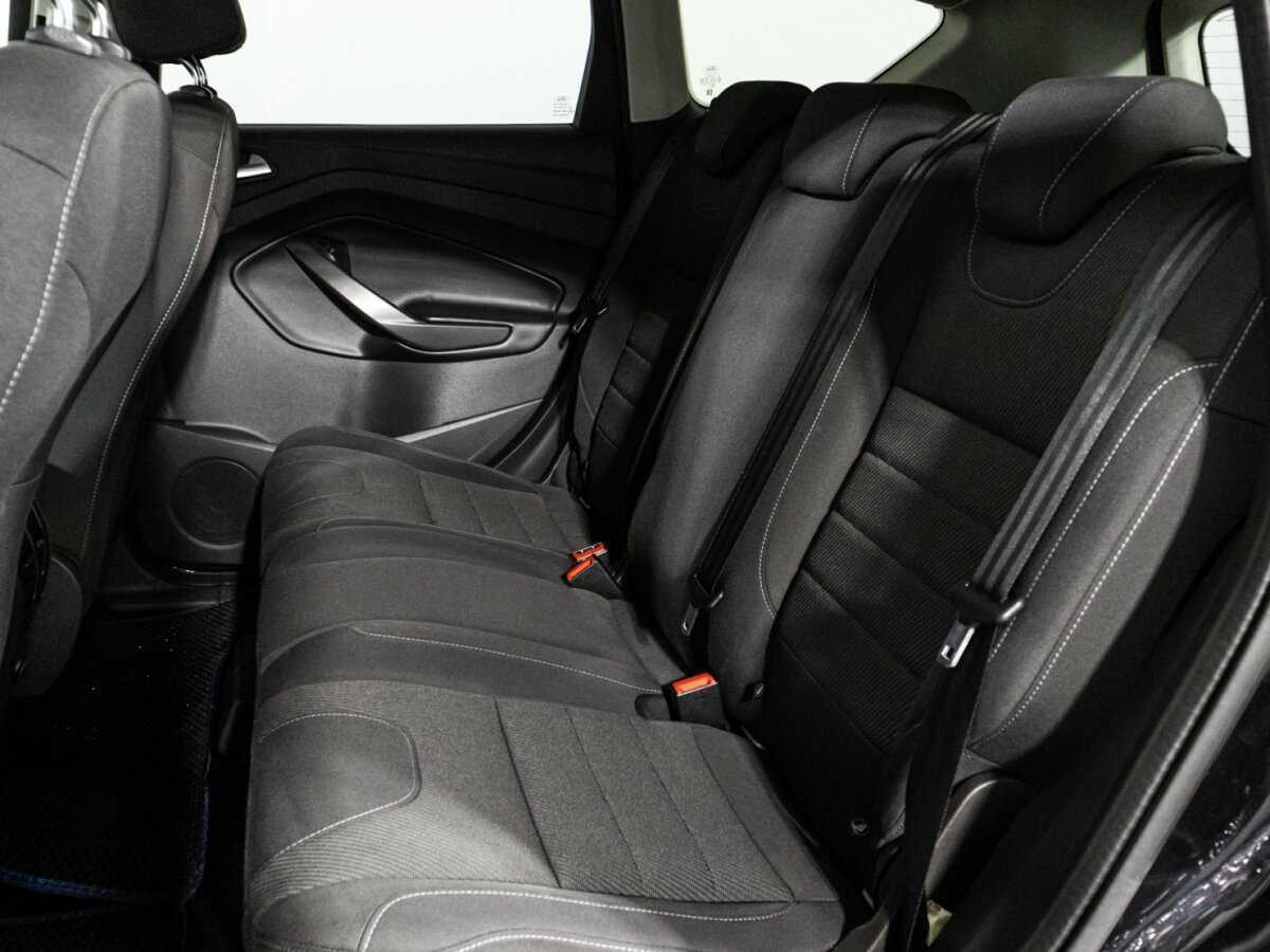 Ford Kuga 2015 года с пробегом. Фото: #9