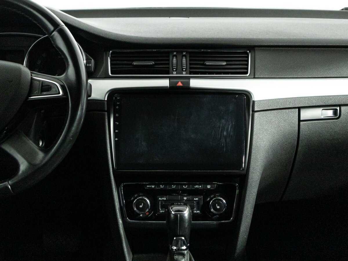 Skoda Superb 2014 года с пробегом. Фото: #13