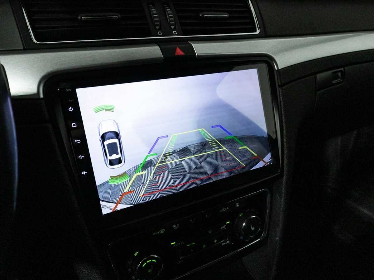 Skoda Superb 2014 года с пробегом. Фото: #16