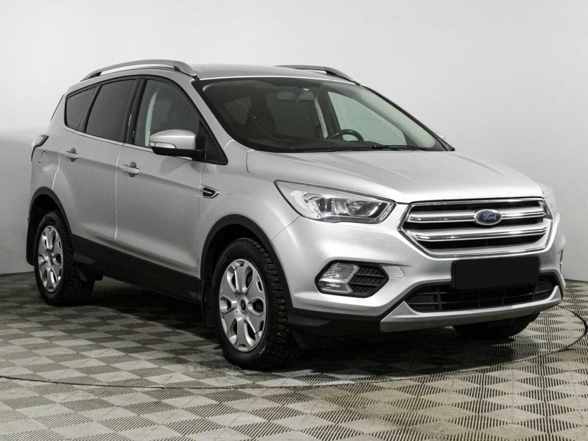 Ford Kuga 2017 года с пробегом. Фото: #2