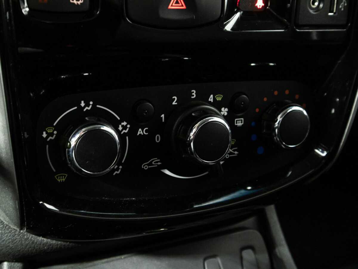 Nissan Terrano 2014 года с пробегом. Фото: #15