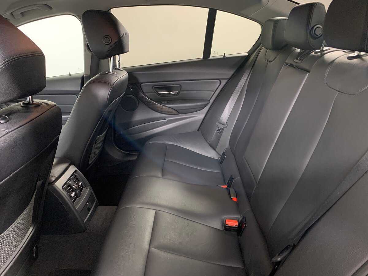 BMW 3 серии 2013 года с пробегом. Фото: #18