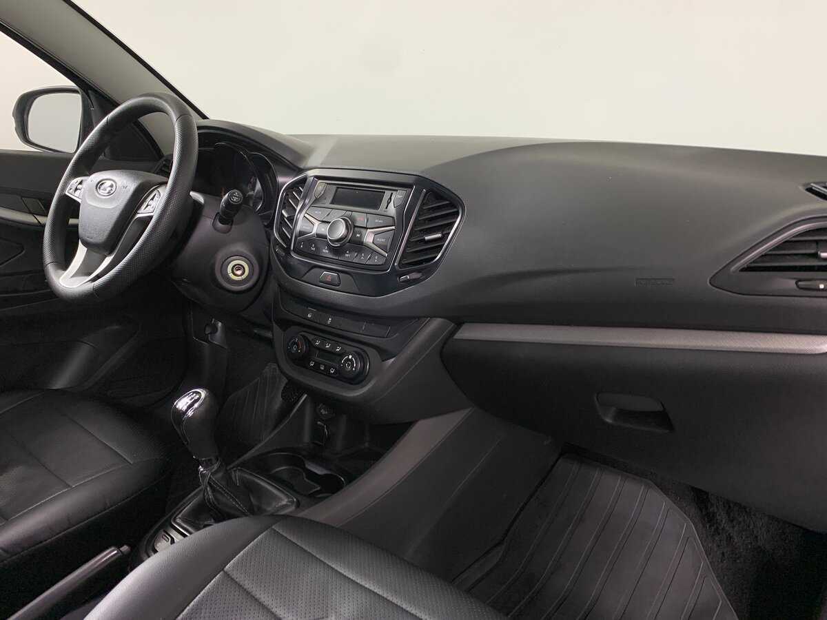 Lada (ВАЗ) Vesta 2018 года с пробегом. Фото: #13