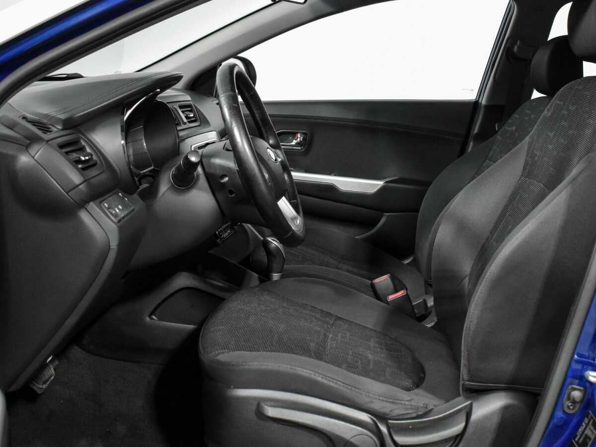 Kia Rio 2013 года с пробегом. Фото: #9