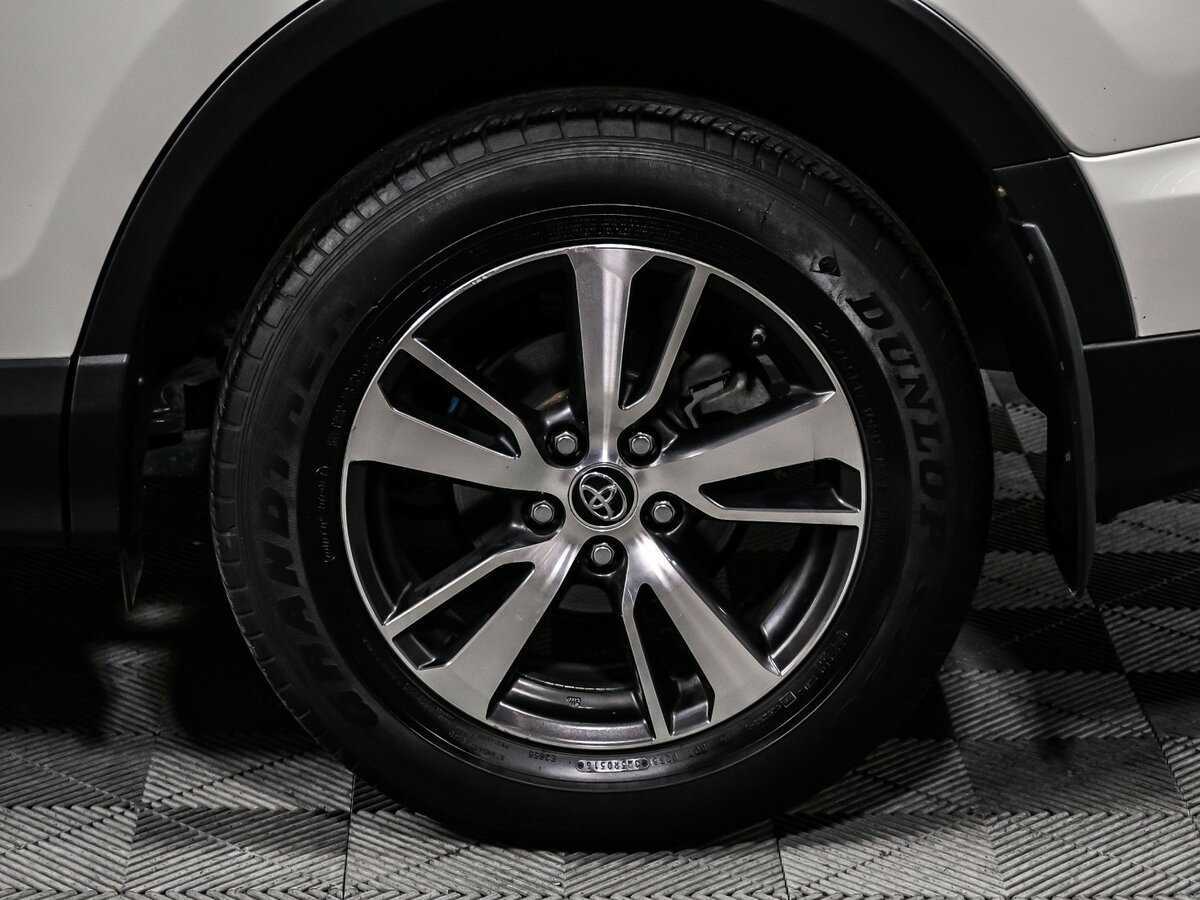 Toyota RAV4 2016 года с пробегом. Фото: #13